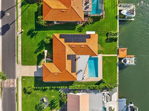 4712 Overlook Drive NE St Petersburg FL 33703