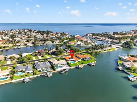 4712 Overlook Drive NE St Petersburg FL 33703