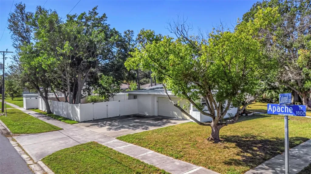 1057 Calumet Street Clearwater FL 33755