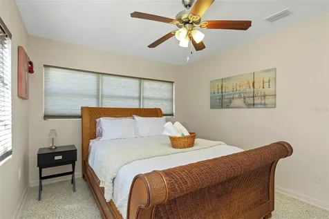 1057 Calumet Street Clearwater FL 33755