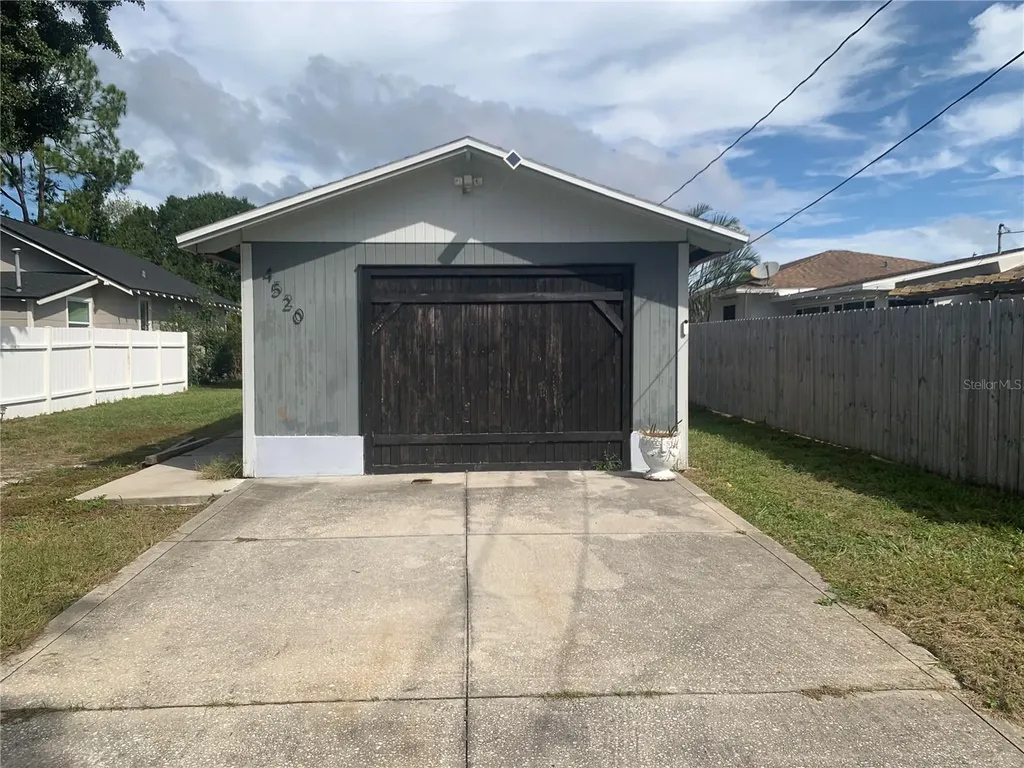 4520 Burlington Avenue N St Petersburg FL 33713