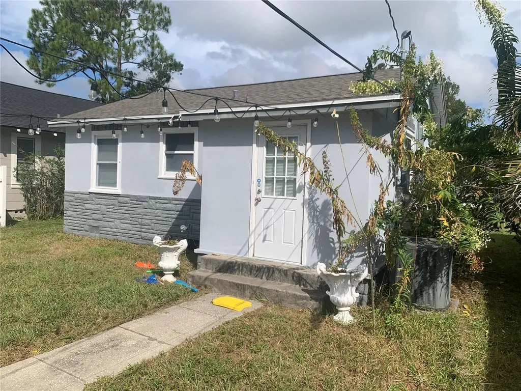 4520 Burlington Avenue N St Petersburg FL 33713
