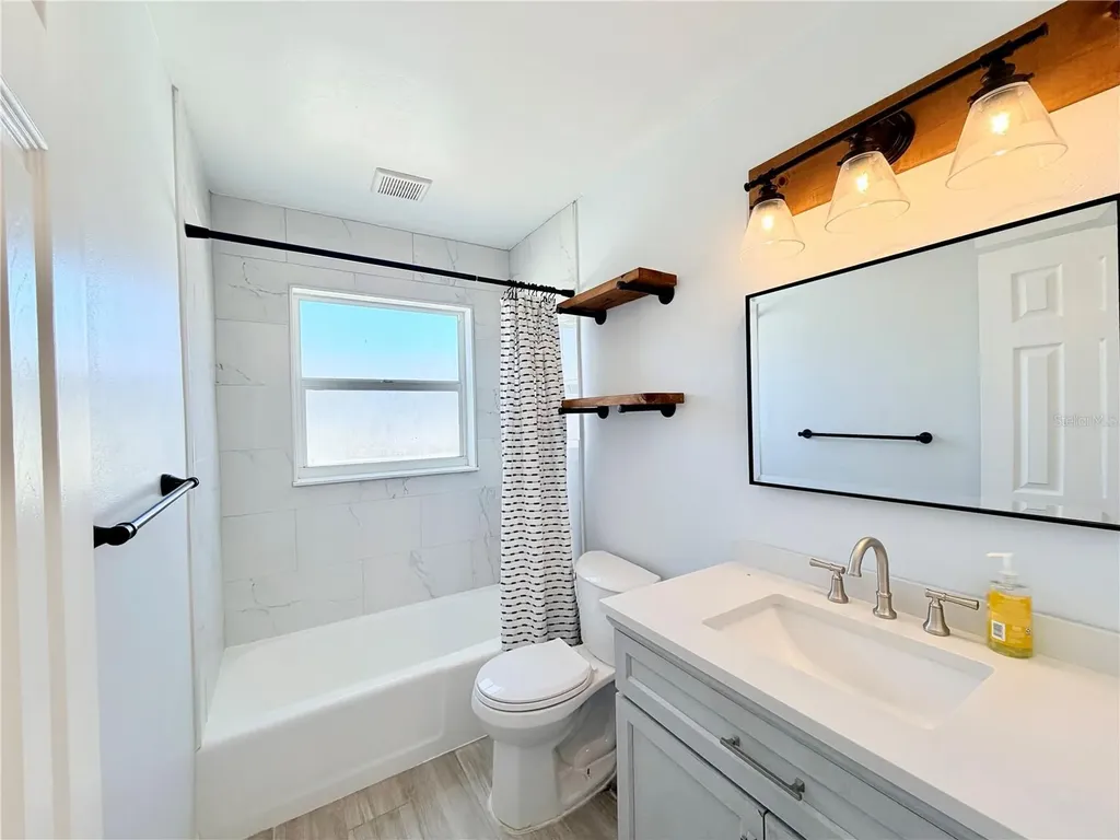 13914 84th Terrace Seminole FL 33776