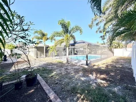 13914 84th Terrace Seminole FL 33776