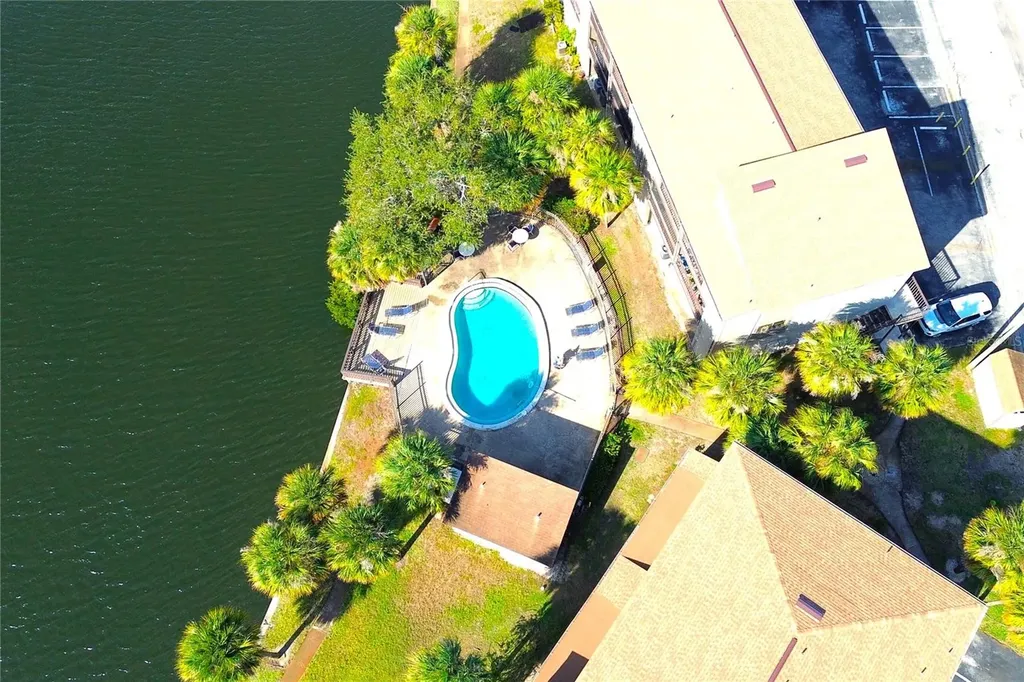 6336 Newtown Circle Tampa FL 33615