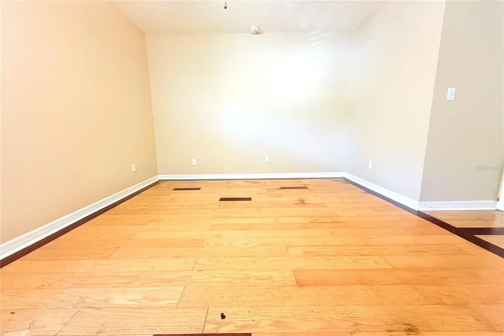 6336 Newtown Circle Tampa FL 33615