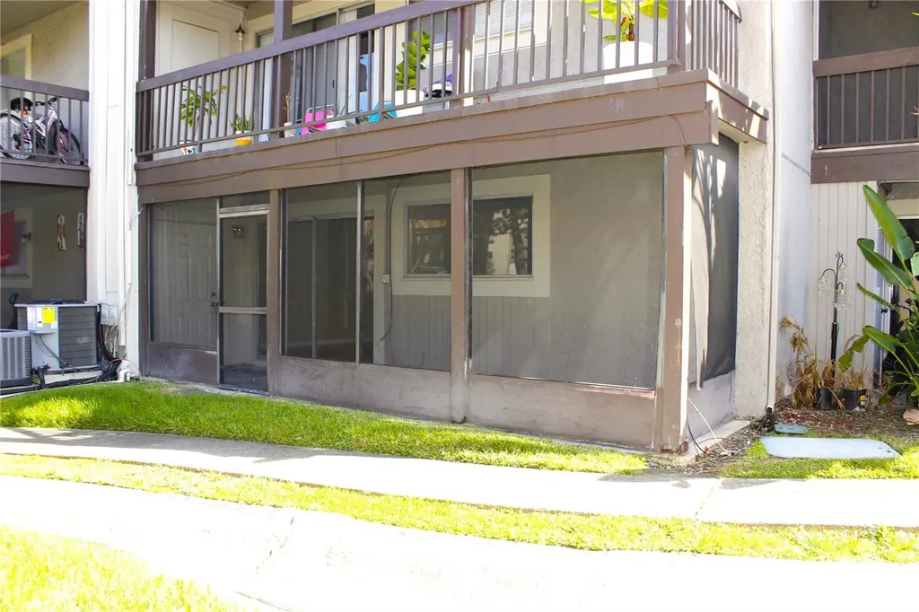 6336 Newtown Circle Tampa FL 33615