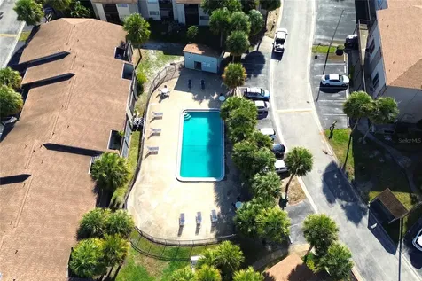 6336 Newtown Circle Tampa FL 33615
