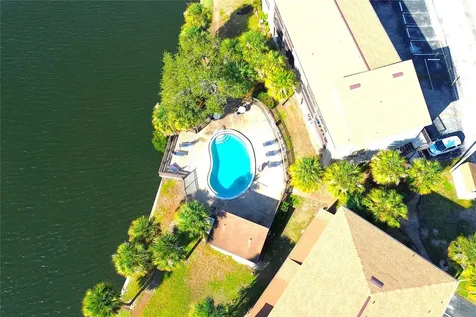 6336 Newtown Circle Tampa FL 33615