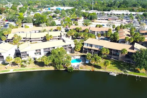 6336 Newtown Circle Tampa FL 33615