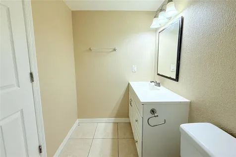6336 Newtown Circle Tampa FL 33615
