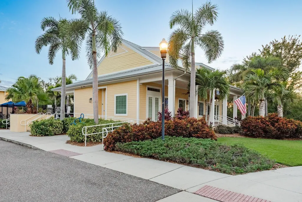 5116 Coastal Scene Drive Apollo Beach FL 33572
