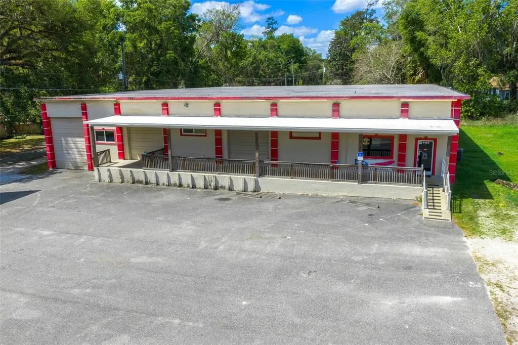 4450 S Pine Avenue Ocala FL 34480