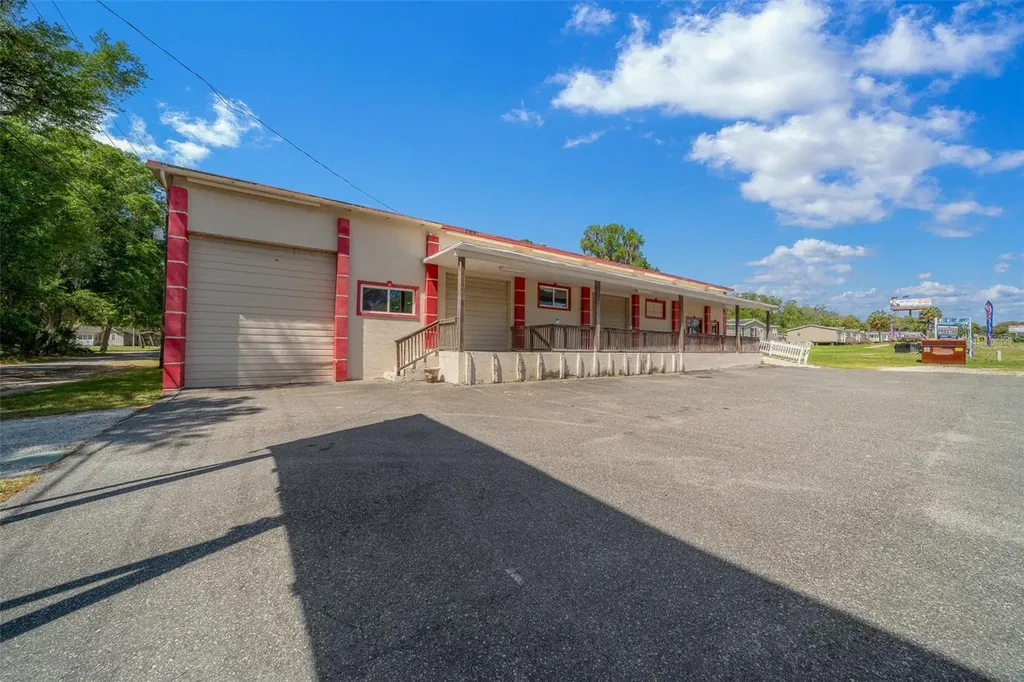 4450 S Pine Avenue Ocala FL 34480