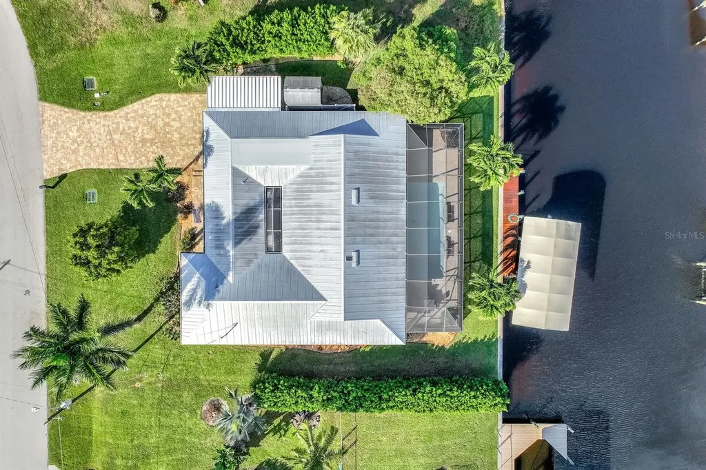 5805 SW 1st Place Cape Coral FL 33914