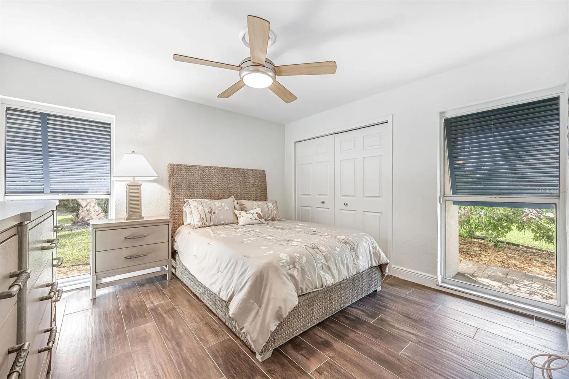 5805 SW 1st Place Cape Coral FL 33914