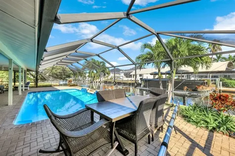 5805 SW 1st Place Cape Coral FL 33914