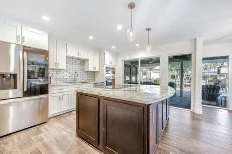 5805 SW 1st Place Cape Coral FL 33914