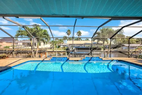 5805 SW 1st Place Cape Coral FL 33914