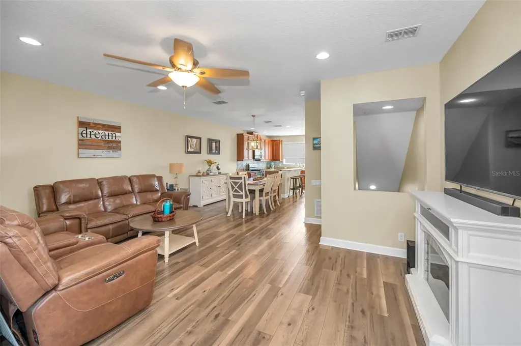 842 Callista Cay Loop Tarpon Springs FL 34689