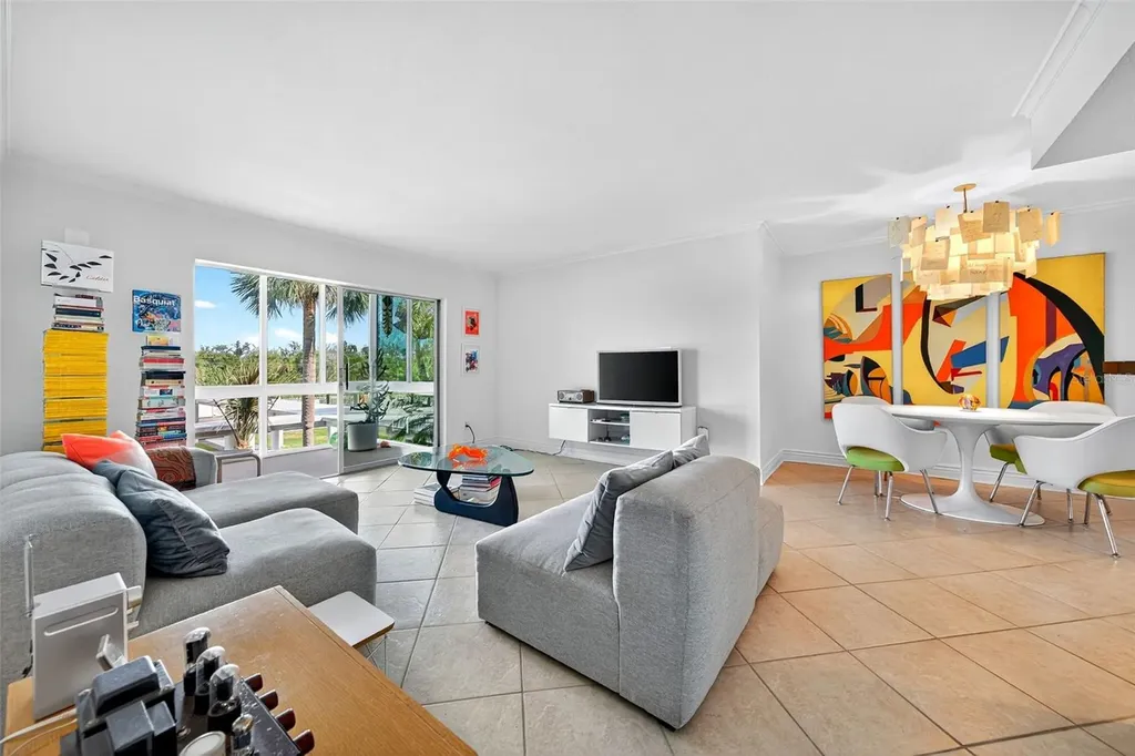 2100 Benjamin Franklin Drive Sarasota FL 34236