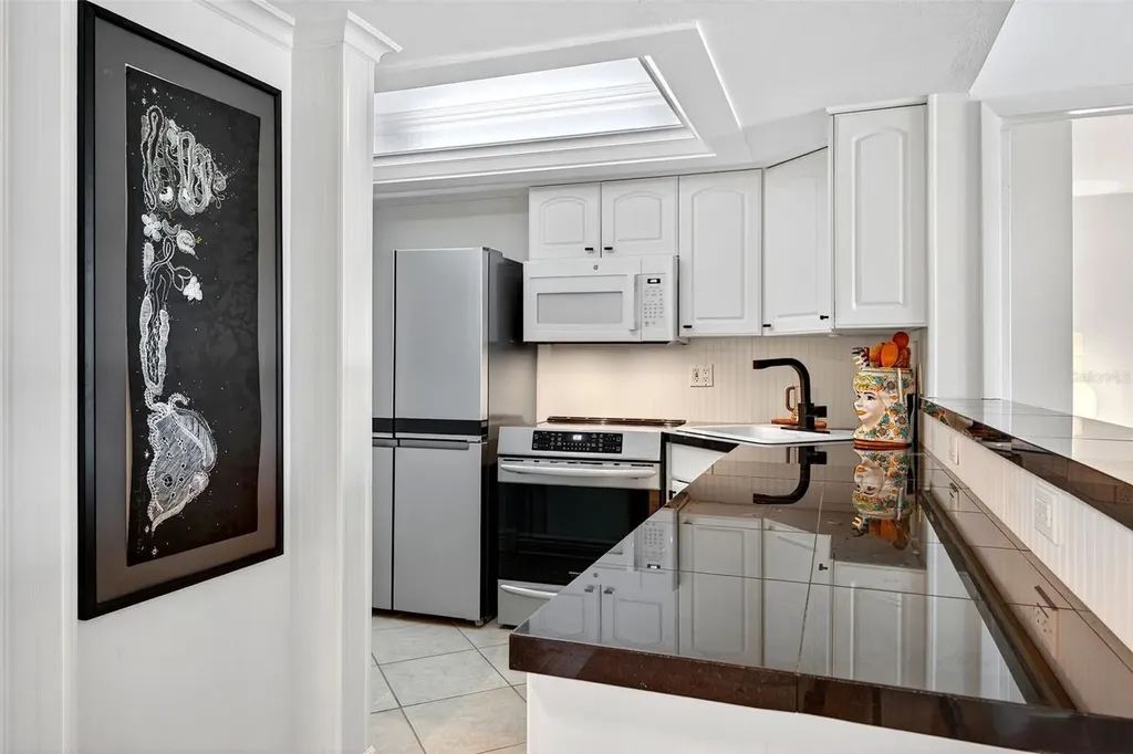 2100 Benjamin Franklin Drive Sarasota FL 34236