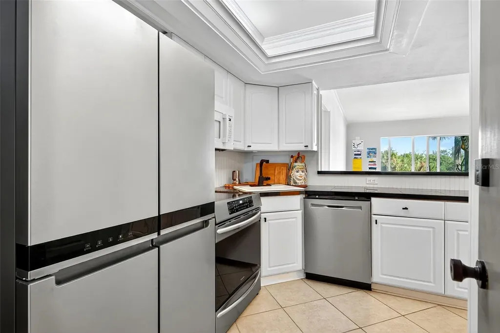 2100 Benjamin Franklin Drive Sarasota FL 34236