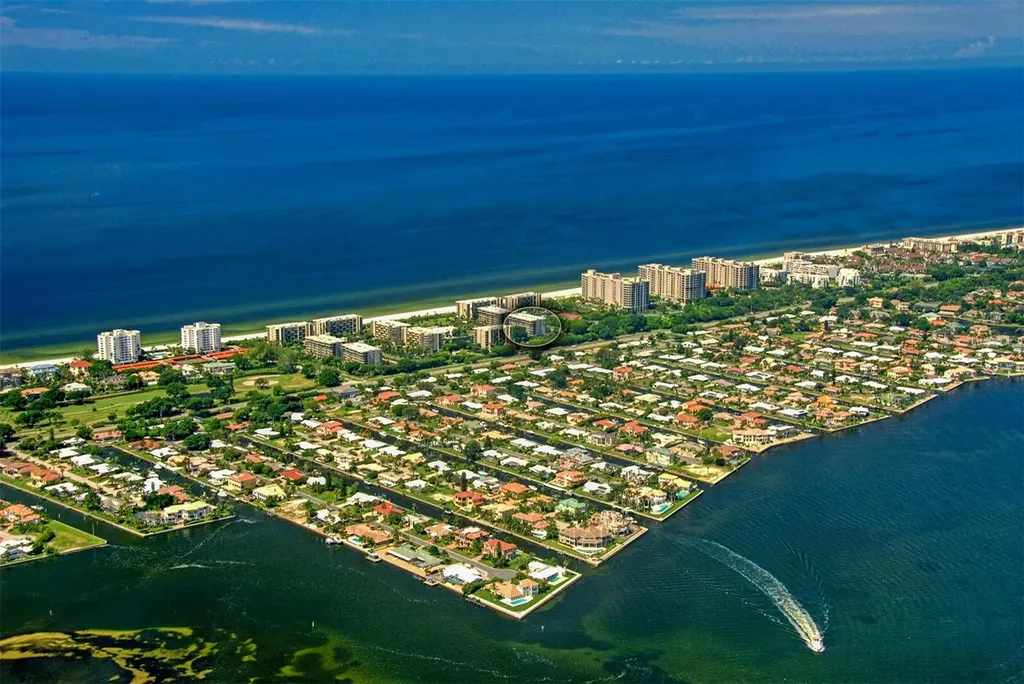 1115 Gulf Of Mexico Drive Longboat Key FL 34228
