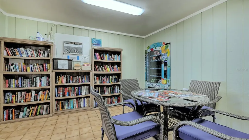 1115 Gulf Of Mexico Drive Longboat Key FL 34228