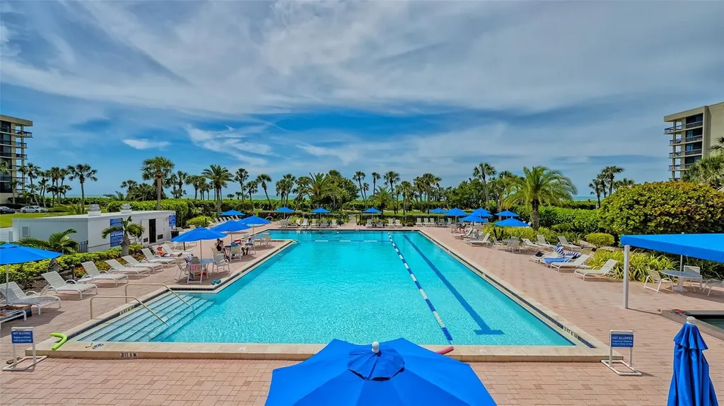 1115 Gulf Of Mexico Drive Longboat Key FL 34228