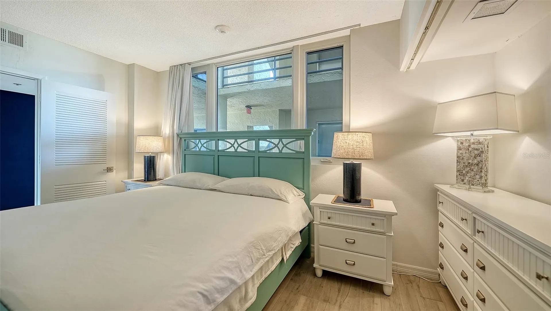 1115 Gulf Of Mexico Drive Longboat Key FL 34228