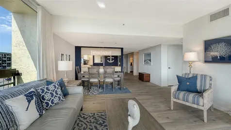 1115 Gulf Of Mexico Drive Longboat Key FL 34228