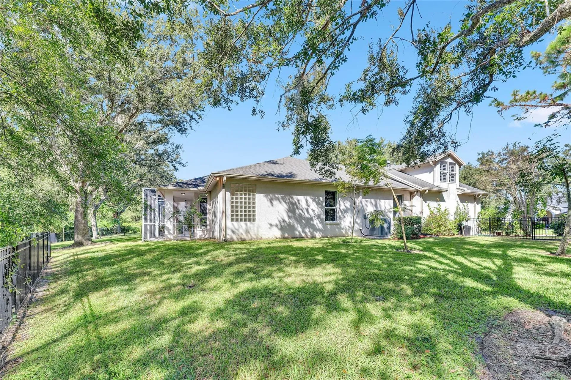 10218 Shadow Branch Drive Tampa FL 33647