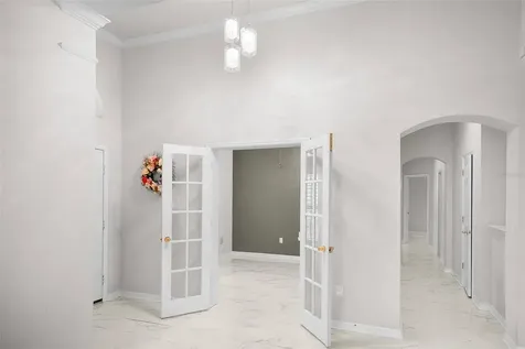10218 Shadow Branch Drive Tampa FL 33647