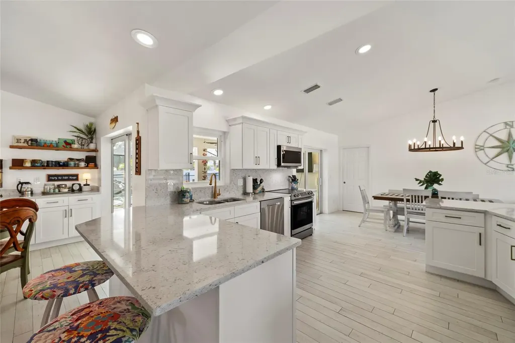 3504 SW 6th Street Cape Coral FL 33991