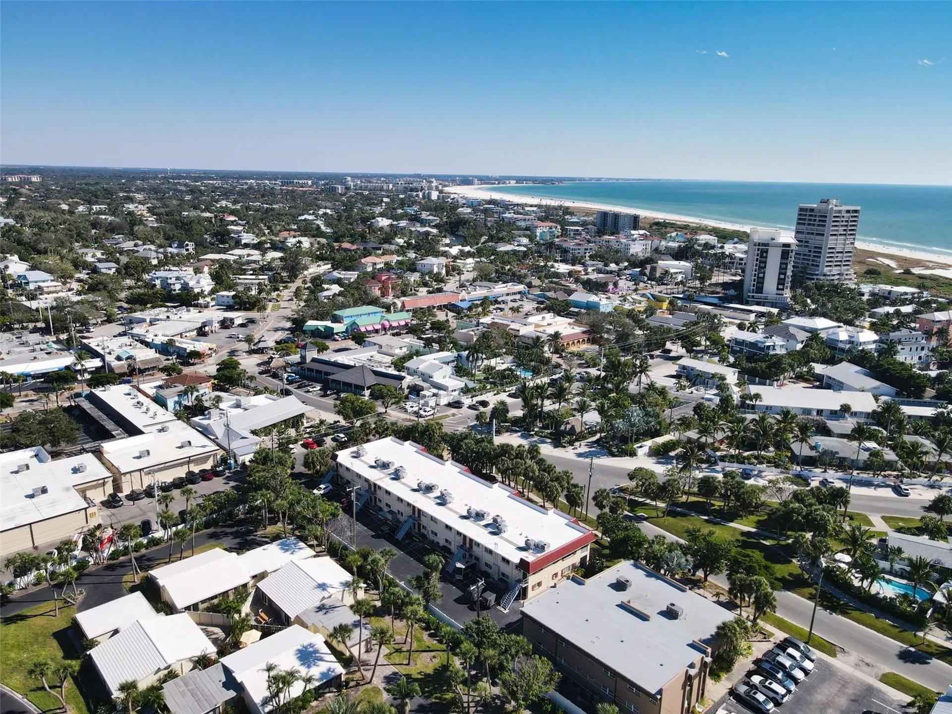 137 Avenida Messina Sarasota FL 34242
