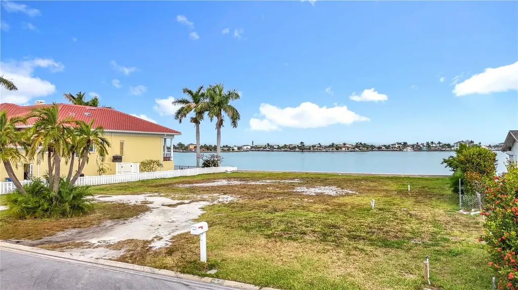 12 Paradise Lane Treasure Island FL 33706