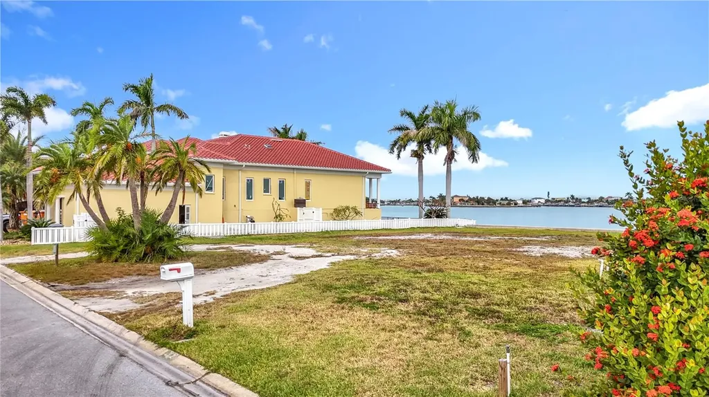 12 Paradise Lane Treasure Island FL 33706