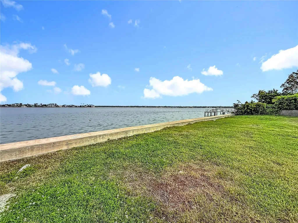 12 Paradise Lane Treasure Island FL 33706