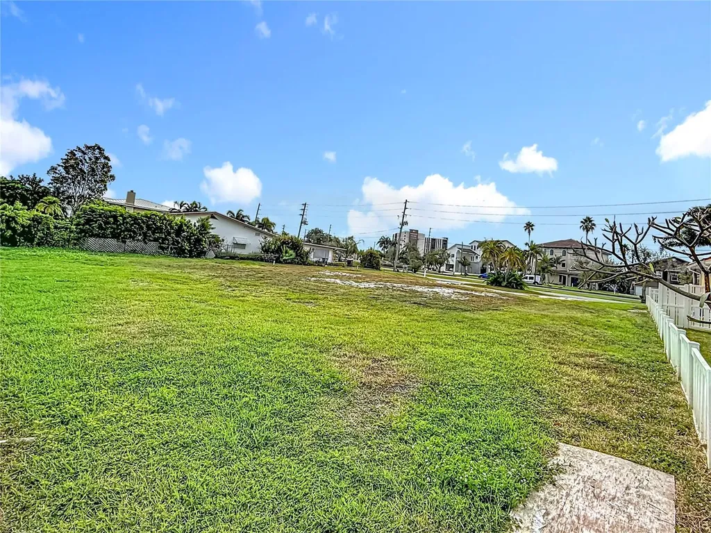 12 Paradise Lane Treasure Island FL 33706