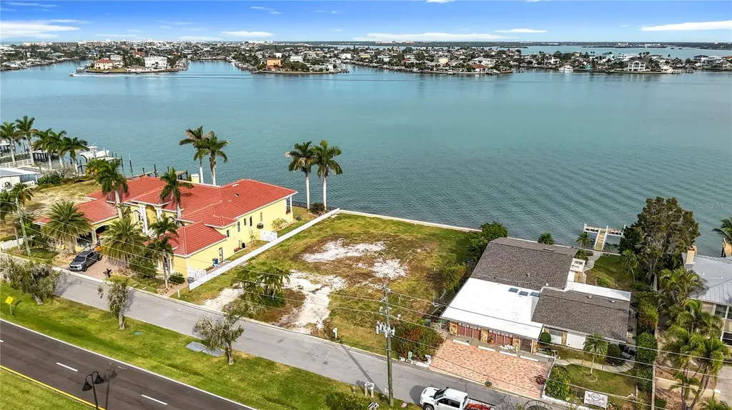12 Paradise Lane Treasure Island FL 33706