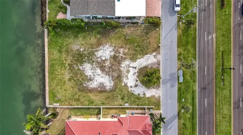 12 Paradise Lane Treasure Island FL 33706
