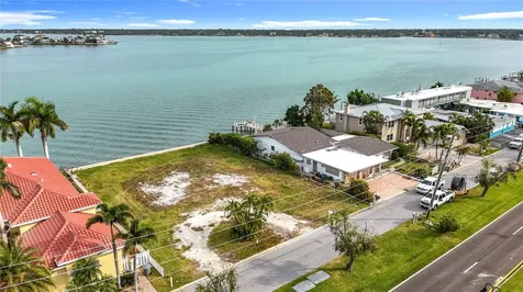 12 Paradise Lane Treasure Island FL 33706
