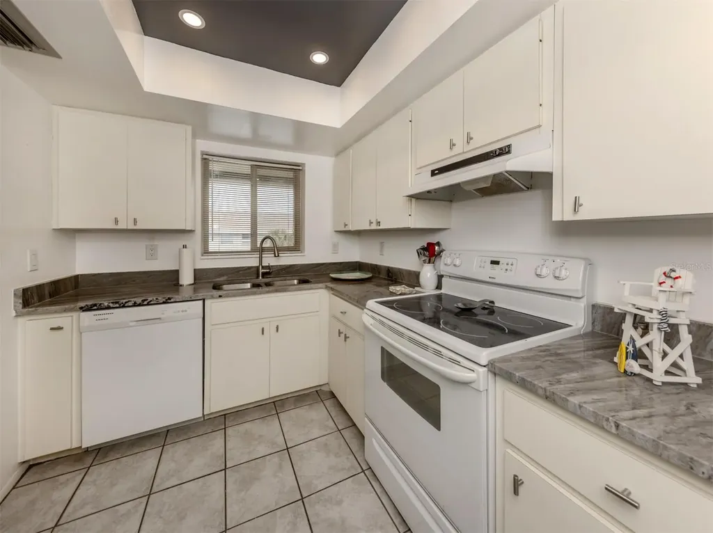 533 Parkdale Mews Venice FL 34285