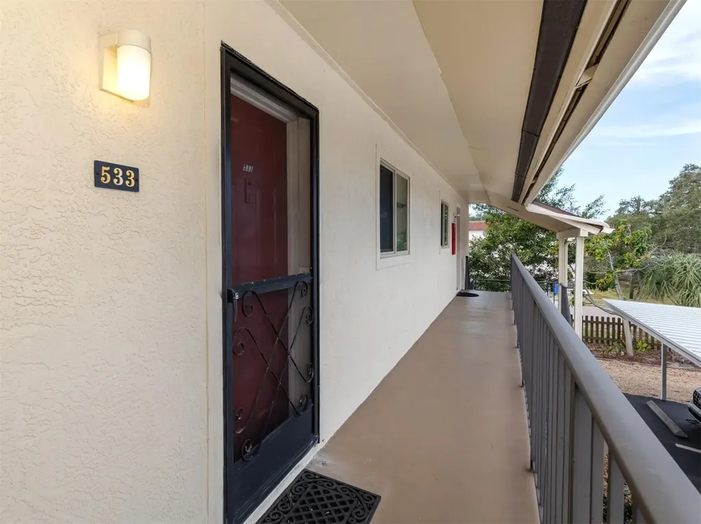 533 Parkdale Mews Venice FL 34285