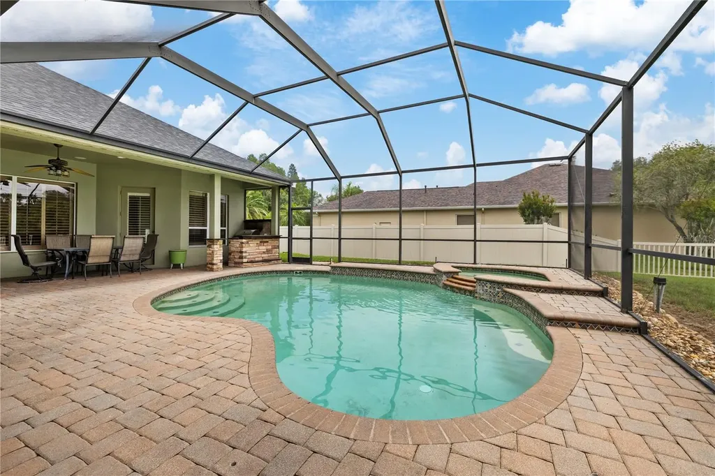 3015 Lynwood Court Land O Lakes FL 34638