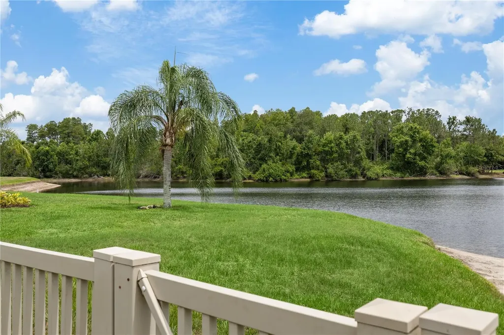 3015 Lynwood Court Land O Lakes FL 34638