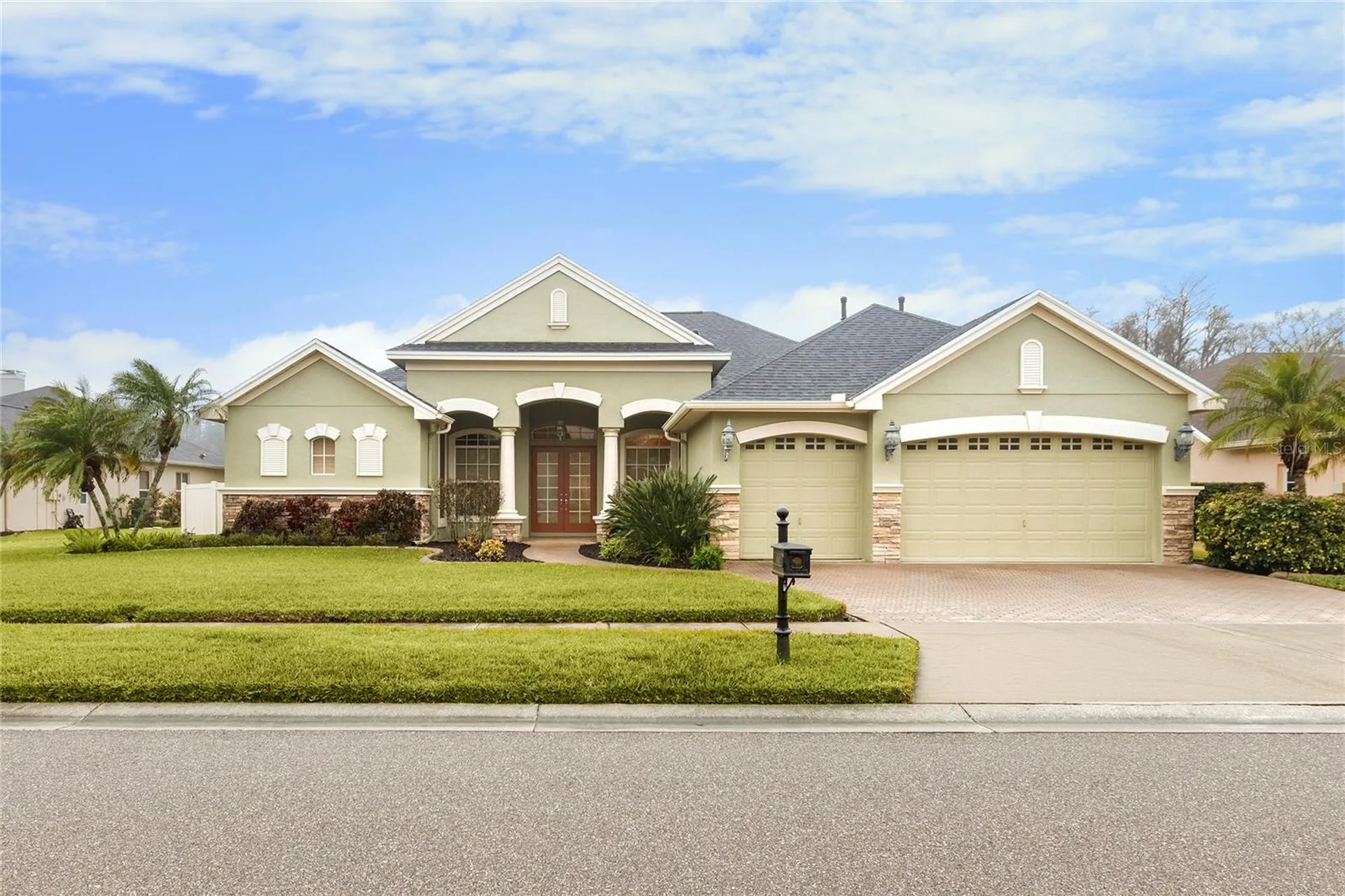 3015 Lynwood Court Land O Lakes FL 34638