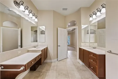3015 Lynwood Court Land O Lakes FL 34638