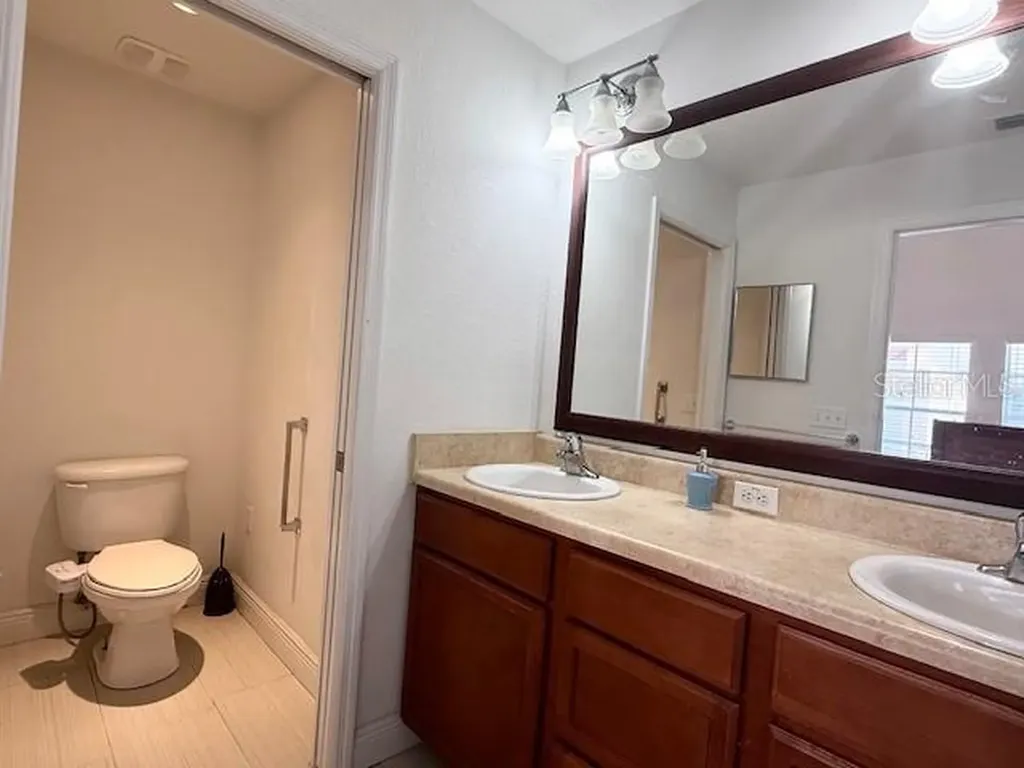 1023 David Walker Drive Tavares FL 32778